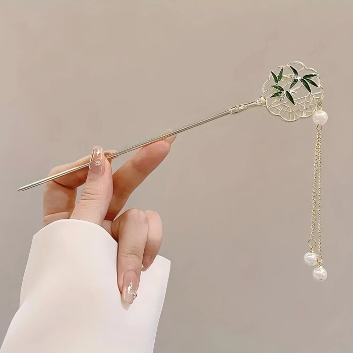 Elegant hårklämma i kinesisk stil med tofsar - Bild 4
