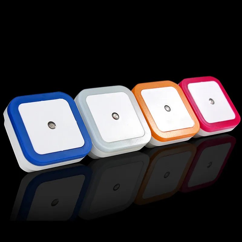 Trådlös LED-nattlampa med sensor (EU/US-kontakt) Trådlös LED-nattlampa med sensor (EU/US-kontakt)
