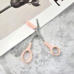Rosa ögonbrynssax med inbyggd kam - Bild 5