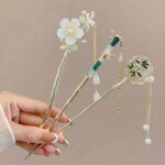 Elegant Hårnål med Kinesiska Tofsar – Traditionell Blommig Design - Bild 2