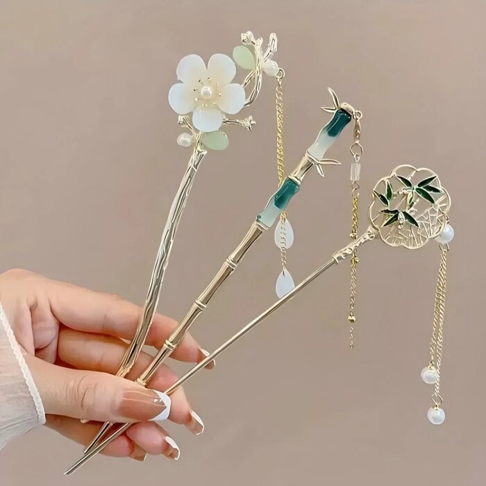 Elegant Hårnål med Kinesiska Tofsar – Traditionell Blommig Design - Bild 2