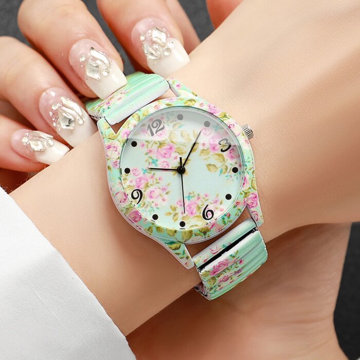 Blomstermönstrad Damklocka med Elastiskt Armband Set - Bild 3