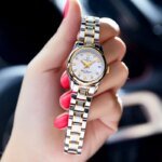 CARNIVAL Automatisk Damklocka med Safirglas