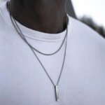 Tregradigt Herrhalsband med Vertikal 3D-Pelare - Bild 3