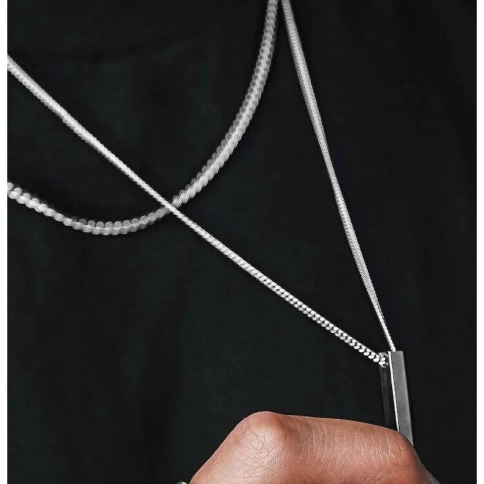 Tregradigt Herrhalsband med Vertikal 3D-Pelare - Bild 6