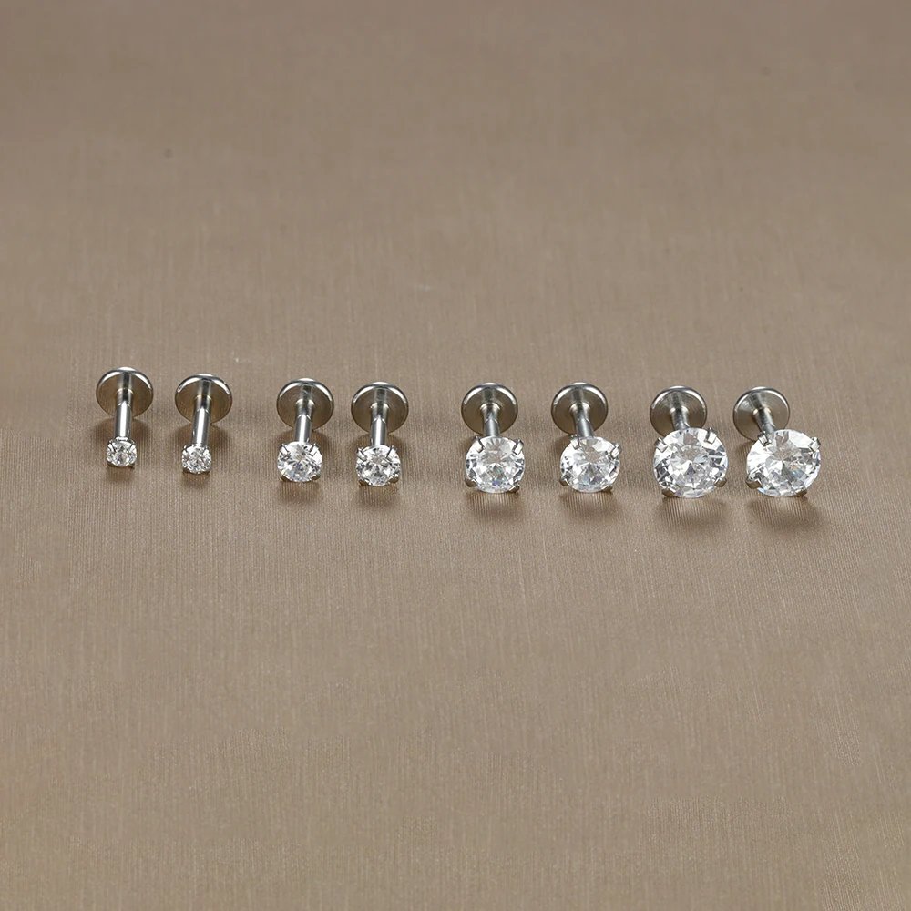 2 st Labret- och Traguspiercingar med Zirkon
