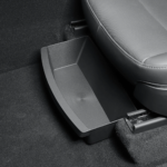 Förvaringslåda under framsäte till Tesla Model Y Juniper