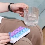 Pillerdosa för 7 dagar – Veckoorganisatör med 14 fack för tabletter, medicin och kosttillskott - Bild 3