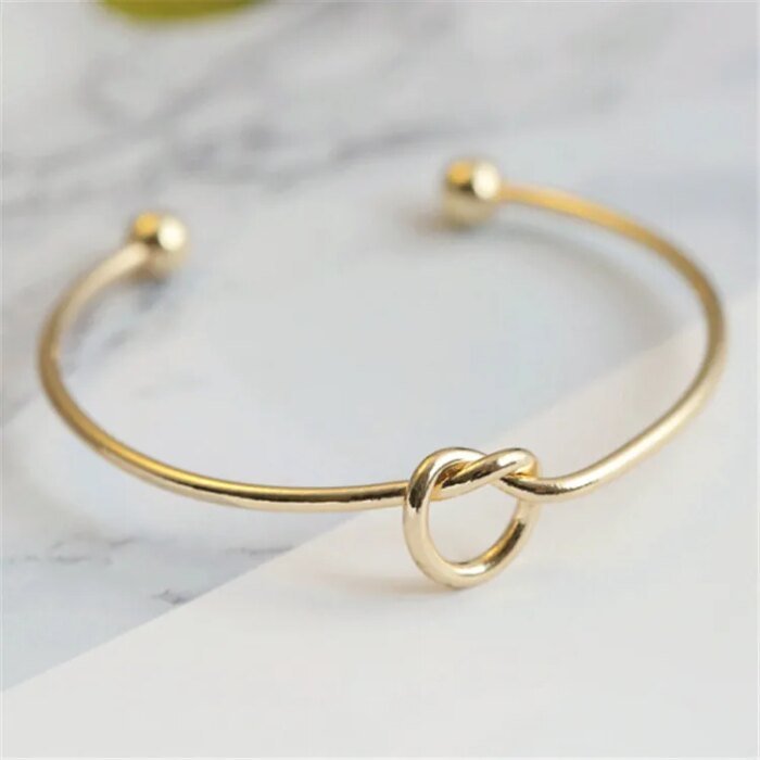 Armband i rostfritt stål – Vintageinspirerad design med flätad textur - Bild 3