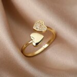 Geometrisk hjärtring med zirkonia – Elegant vigsel- och modesmycke i guldton - Bild 4