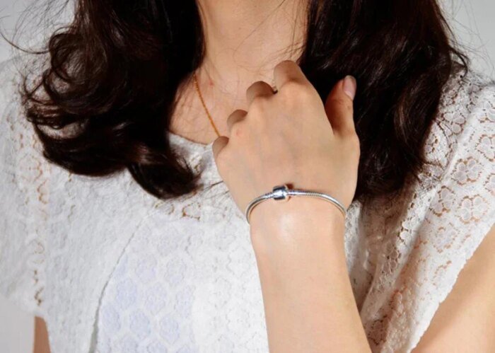 Handgjort ormkedjearmband i 925 sterling silver – Elegant basarmband för berlocker - Bild 5