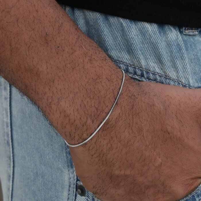 Enkel Fyrkantig Ormkedja Armband i Rostfritt Stål – Trendigt Armband för Dam och Herr - Bild 3