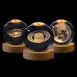 3D-kristallkula med LED-belysning – Galax och planeter