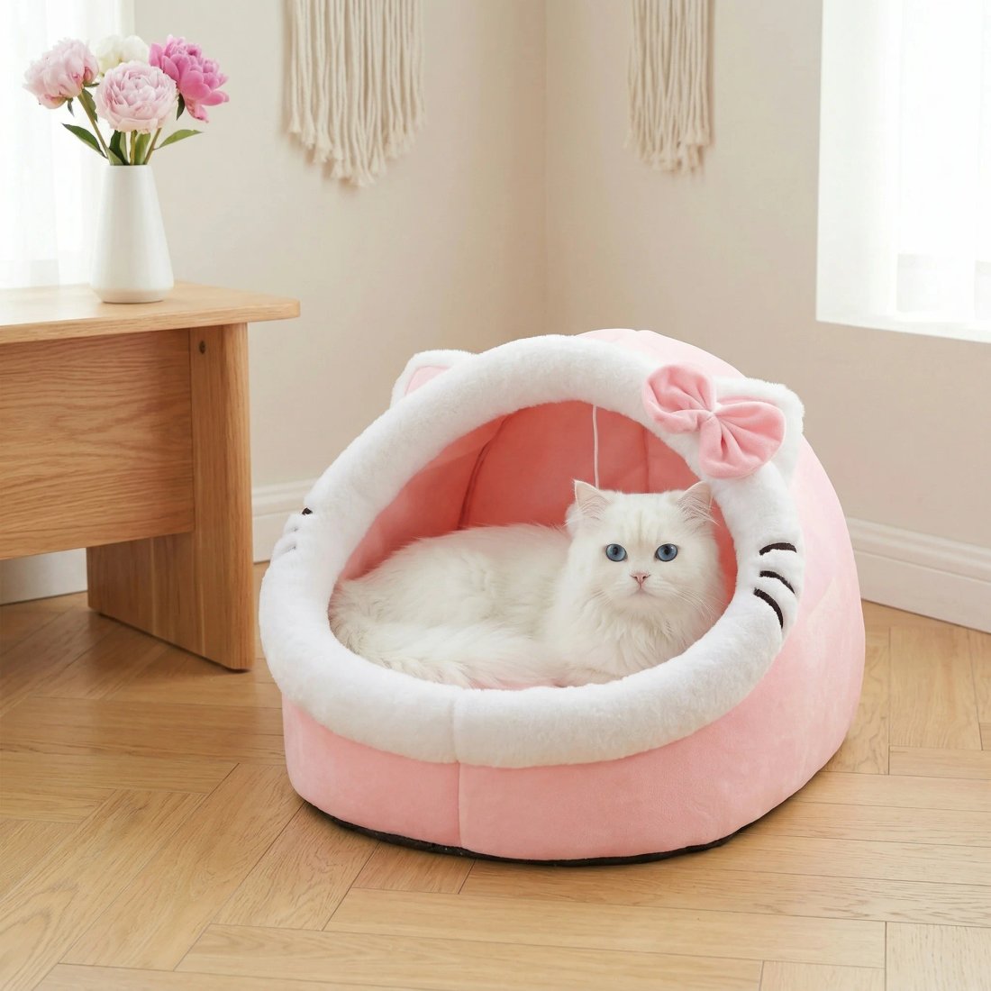 Söt och mjuk kattsäng med mysig grottdesign för djup sömn
