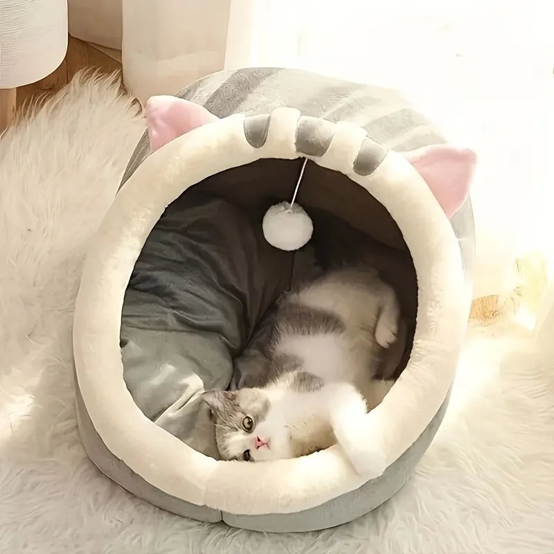 Söt och mjuk kattsäng med mysig grottdesign för djup sömn