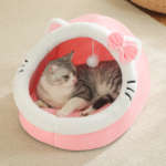 Söt och mjuk kattsäng med mysig grottdesign för djup sömn - Bild 2