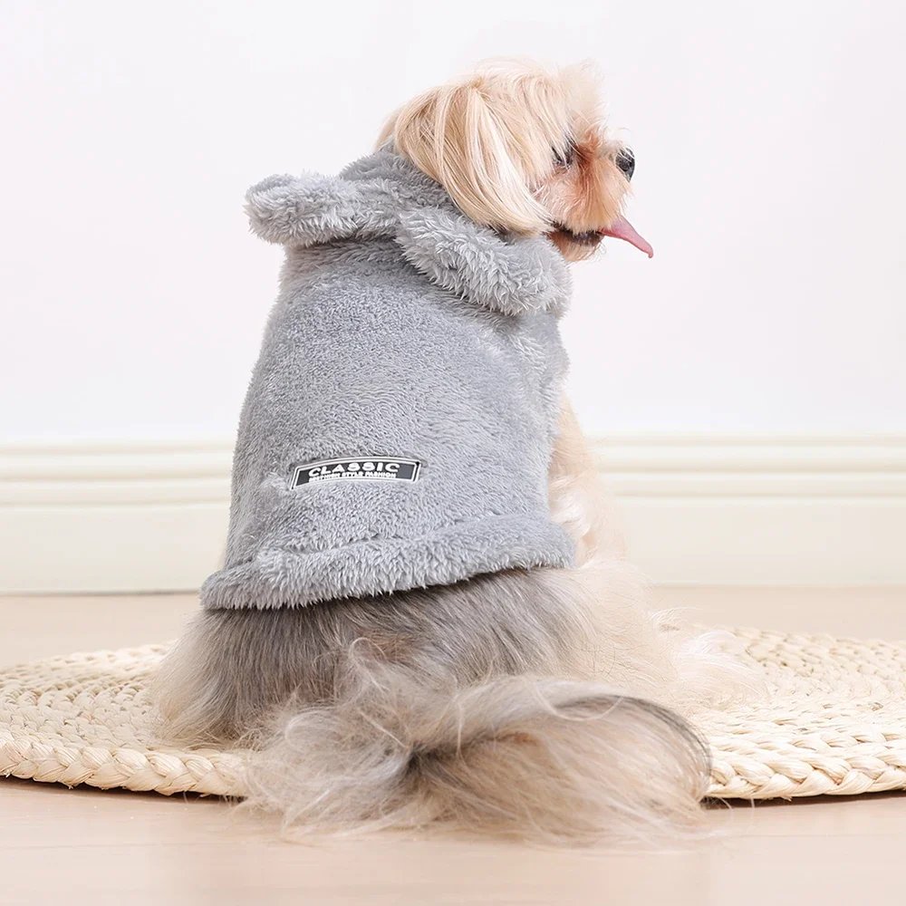 Varm hundtröja i mjuk fleece med söt huva