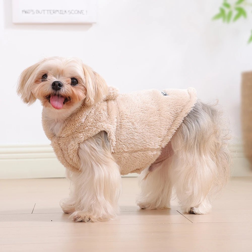 Varm hundtröja i mjuk fleece med söt huva