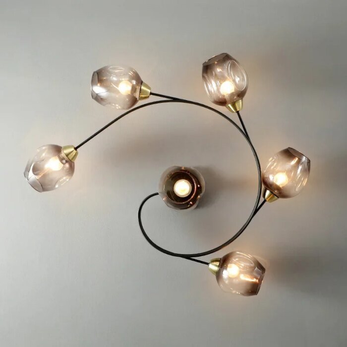Elegant Industriell Pendellampa i Svart och Guld för Hemmet - Bild 3