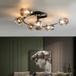 Elegant Industriell Pendellampa i Svart och Guld för Hemmet