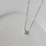 VENTFILLE – Enkelt halsband i 925 sterling silver med kristallhänge (14k guldpläterat) - Bild 4