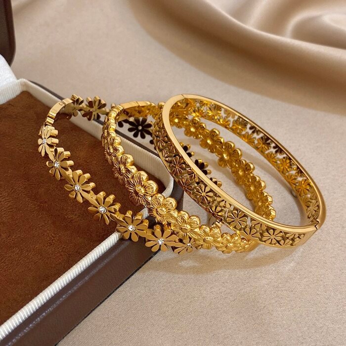 316L Rostfritt Stål Blomsterarmband för Dam – Elegant Öppet Manschettarmband med Ihåligt Blommönster - Bild 2