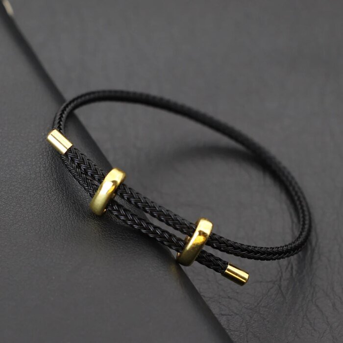 Justerbart Armband i Rostfritt Stål – Stilrent Lyckoarmband med Rött Rep - Bild 2