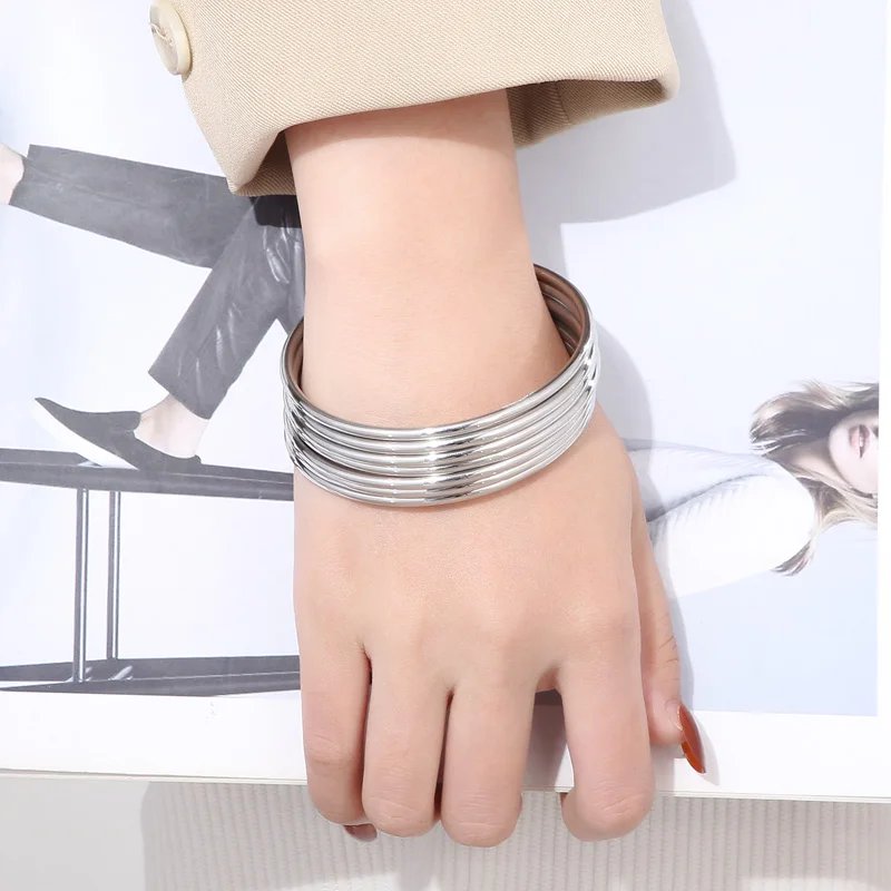 Enkelt Armband i Rostfritt Stål för Dam och Herr – Geometrisk Design