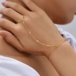 Eleganta Tunna Kedjearmband med Ring för Dam – Handkedja i Guldfärg