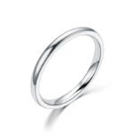 Tunn Ring (2 mm) i Rostfritt Stål – Stilren Guldring för Dam & Tjej
