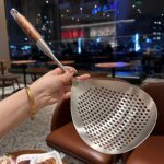 Silsked i rostfritt stål med trähandtag
