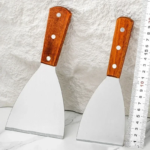 Vinklad stekspade i rostfritt stål med trähandtag - Bild 2
