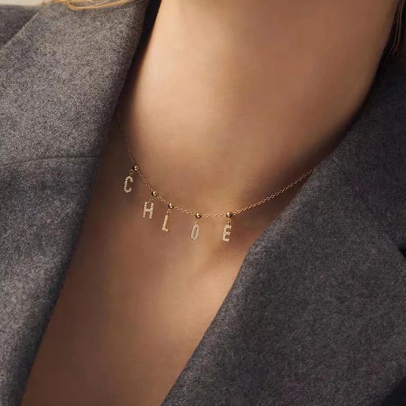 Stilrent halsband i 925 silver med stjärntecken