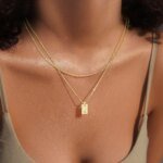 Exklusivt bokstavshalsband i 925 sterling silver
