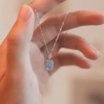 Kvadratiskt geometriskt silverhalsband i 925 sterling