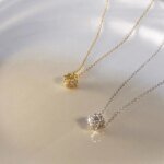 Klassiskt geometriskt silverhalsband för dam - Image 2