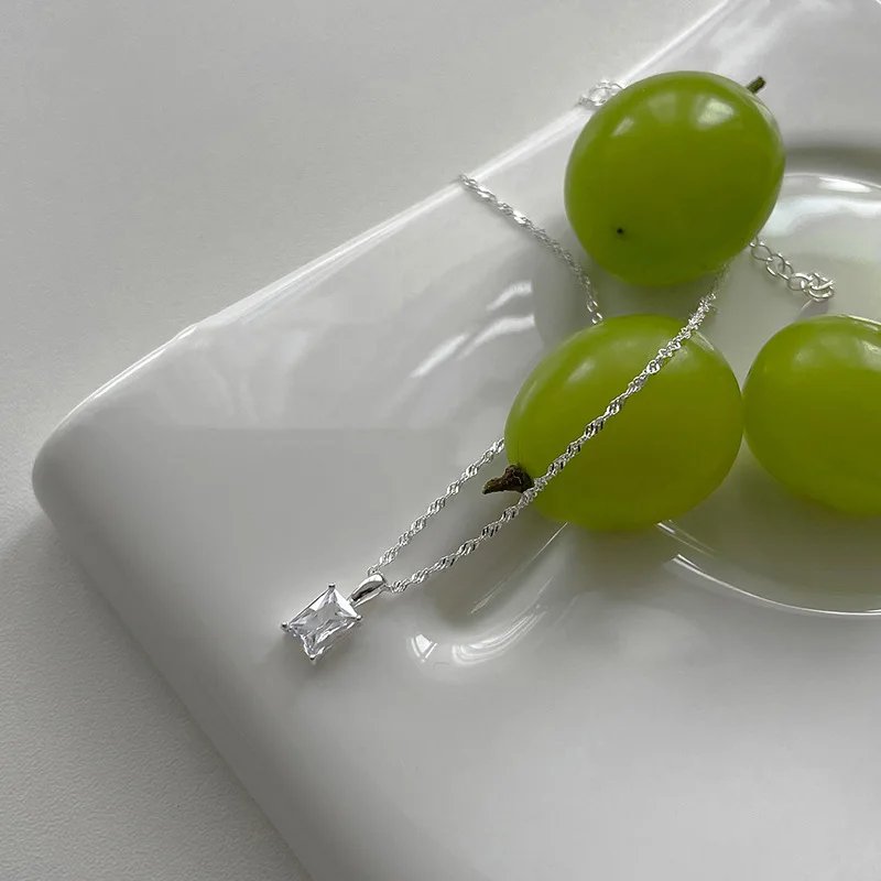 Kvadratiskt geometriskt halsband i 925 sterling silver