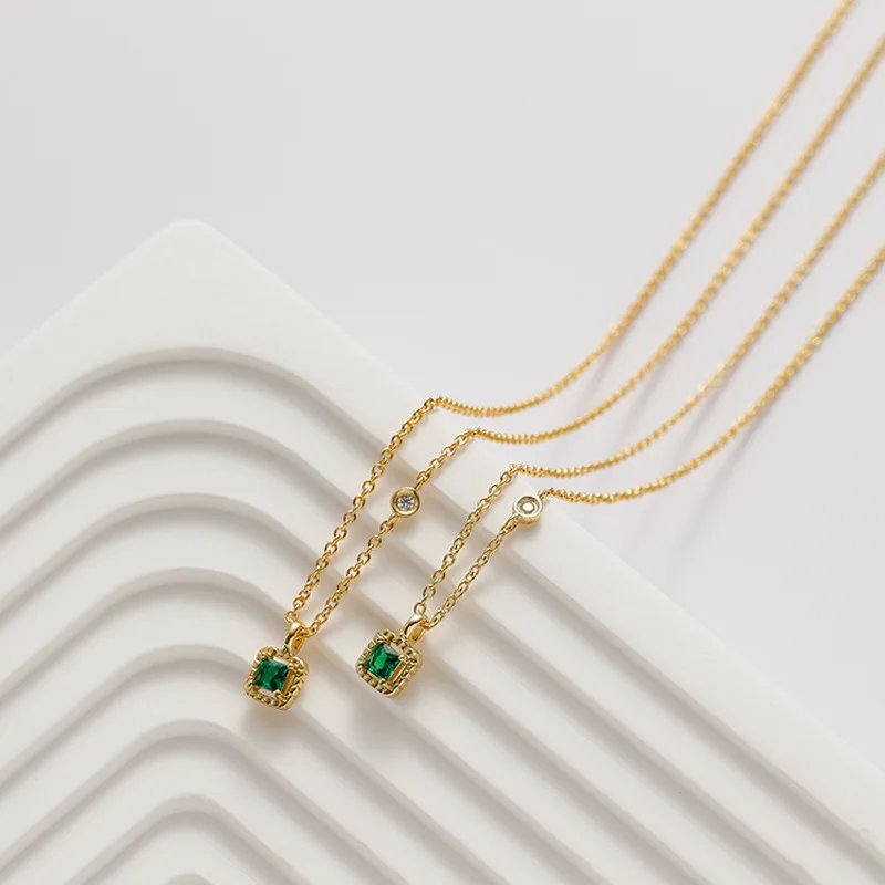 Grönt zirkonhalsband i 925 sterling silver