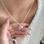 Geometriskt silverhalsband med personlig charm i 925 silver - Image 2