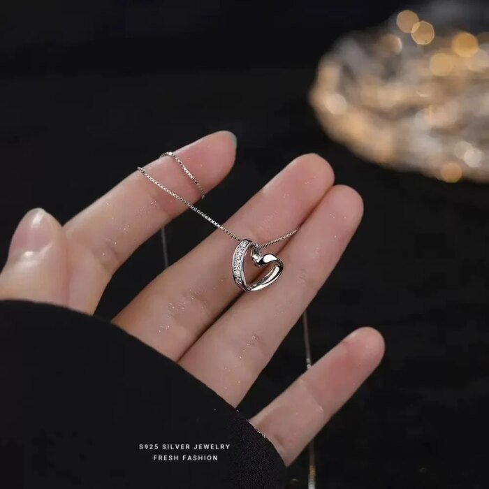 Gnistrande zirkonhalsband med hjärta i 925 silver - Image 3