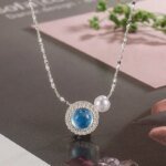 Blått geometriskt silverhalsband i 925 sterling silver