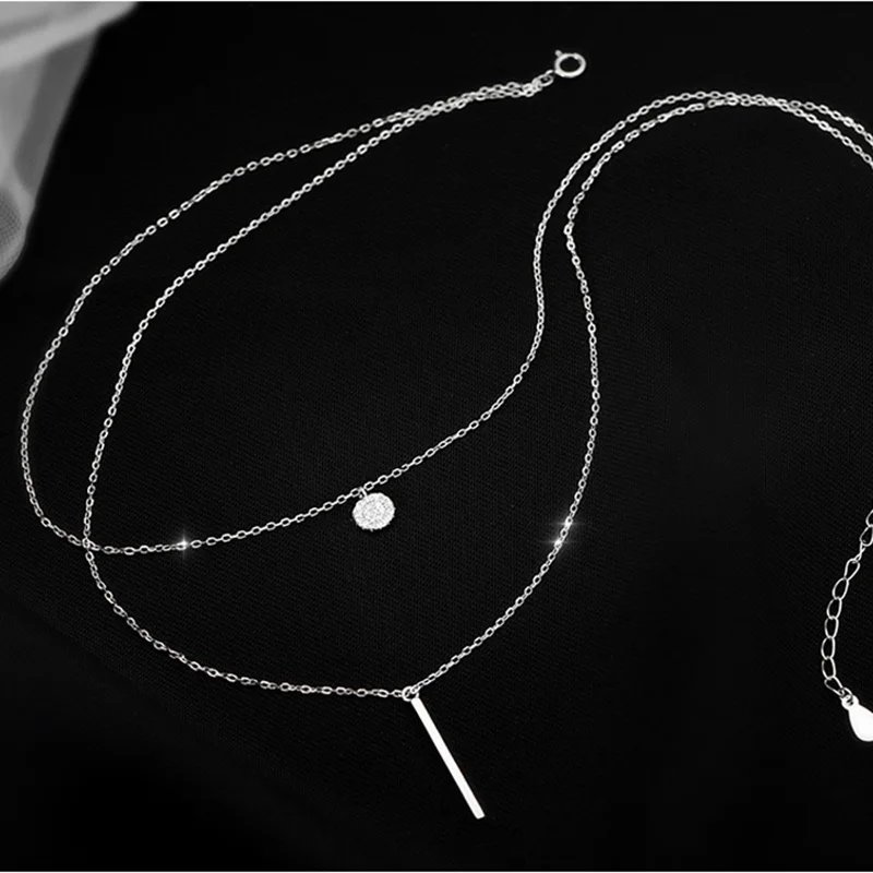 Dubbelt silverhalsband med stilren charm i 925 silver