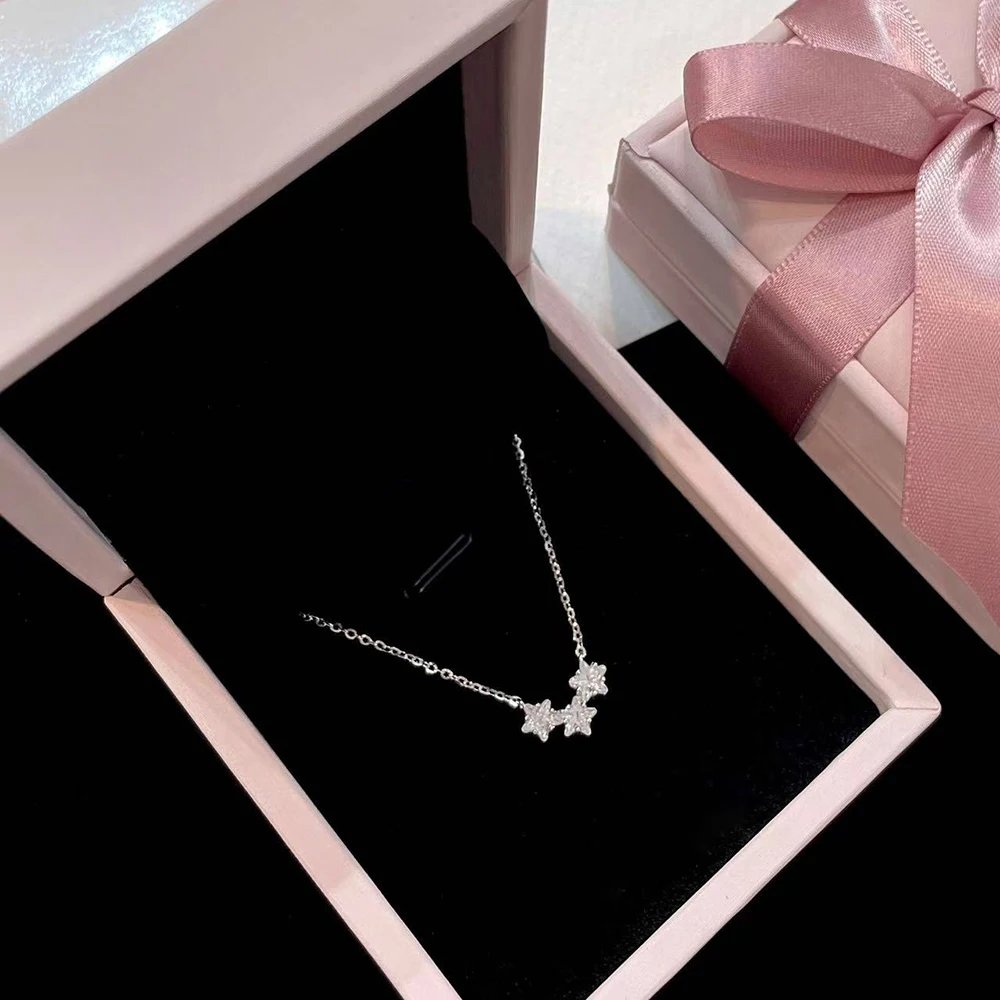 Tre stjärnor silverhalsband i 925 sterling silver