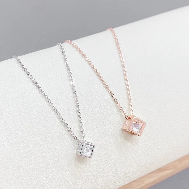 Fyrkantigt zirkonhalsband i äkta 925 sterling silver