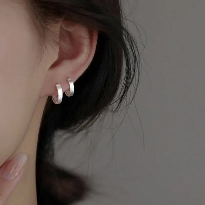 Coola runda örhängen i 925 sterling silver - Image 2