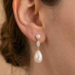 Stilrena pärlörhängen i 925 sterlingsilver med charm - Image 2