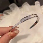 Armband i 925 sterlingsilver med glänsande zirkoner