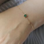 Geometriskt armbands-smycke med grön zirkon i silver - Image 3