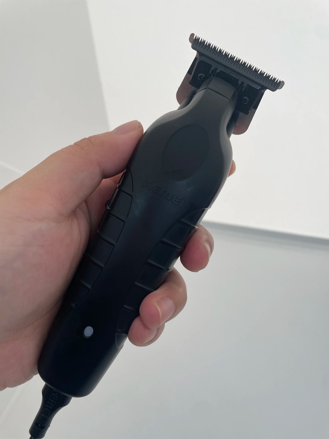 Kemei KM-2299 professionell sladdlös konturtrimmer för hår